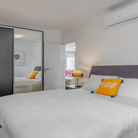 New With Sea View Esp Апартаменты